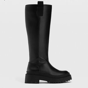 stradivarius chunky sole high leg boots with side tab in black